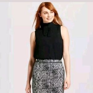 Who What Wear black sleeveless top